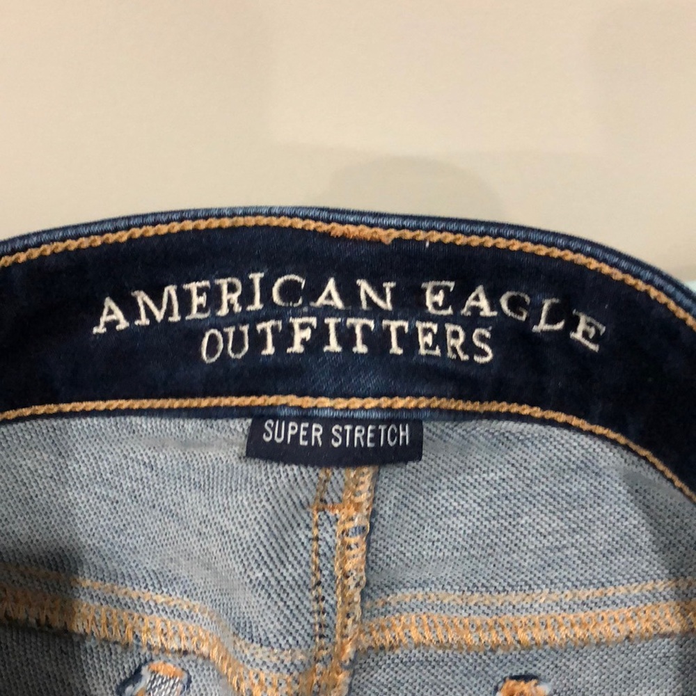 American eagle - Picture 2 of 5